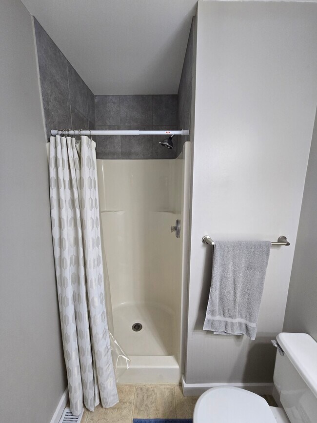 Foto del edificio - 3437 Ivy Ln