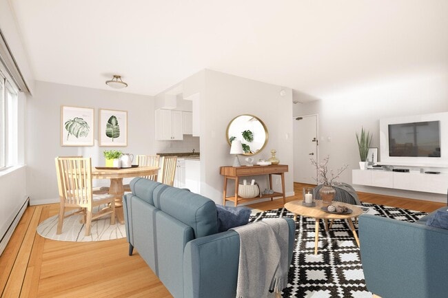 Building Photo - Hollies