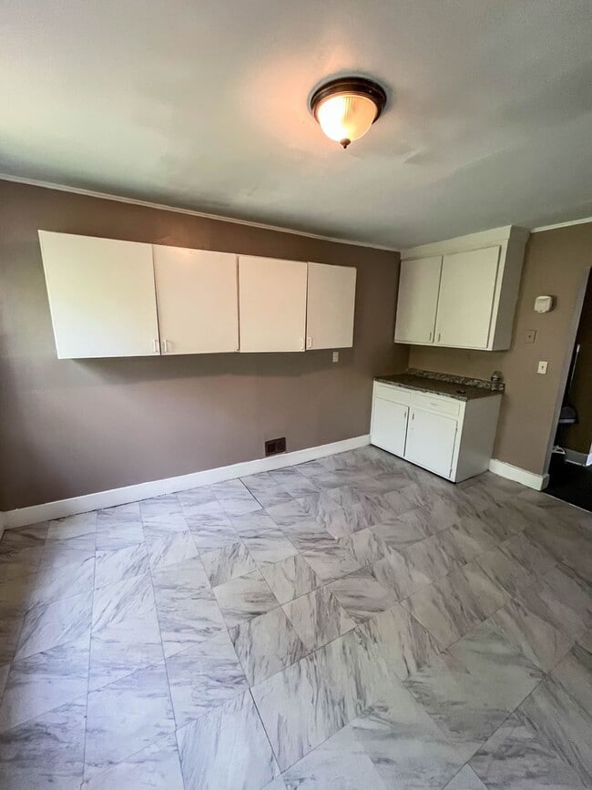 Photo - 253 Orchard St Apartment