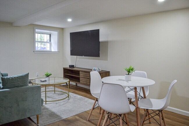 Foto del edificio - 4105 Fort Hamilton Pkwy