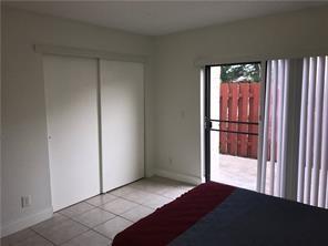 Building Photo - 3193 Coral Ridge Dr