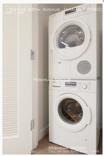 Building Photo - Parkhill City - Luxury Residence