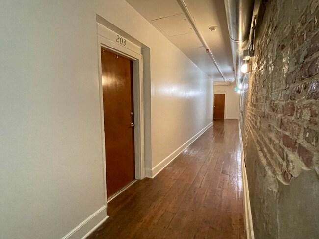 Foto del edificio - 50 Gayoso Ave