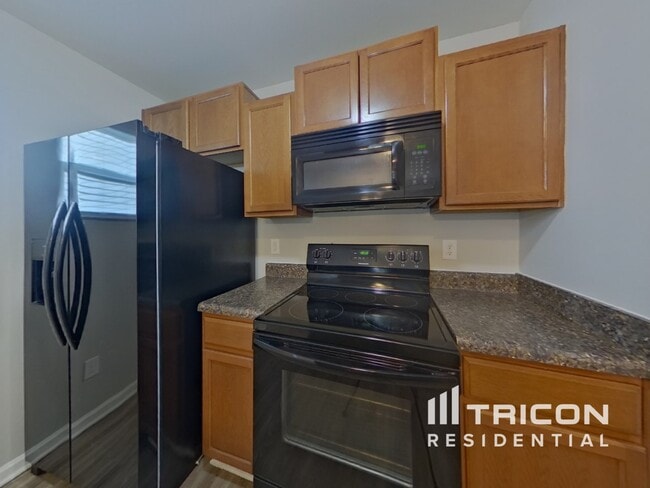 Foto del edificio - 4717 Brewer Dr