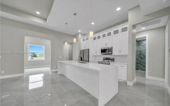 Foto del edificio - 4205 Nora Ave S
