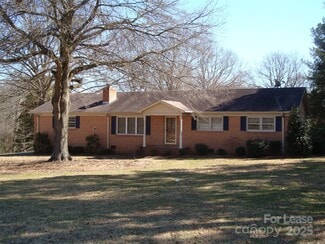 Building Photo - 10115 Elmsbrook Ln