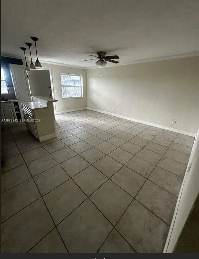 Foto del edificio - 7101 SW 89th Ct
