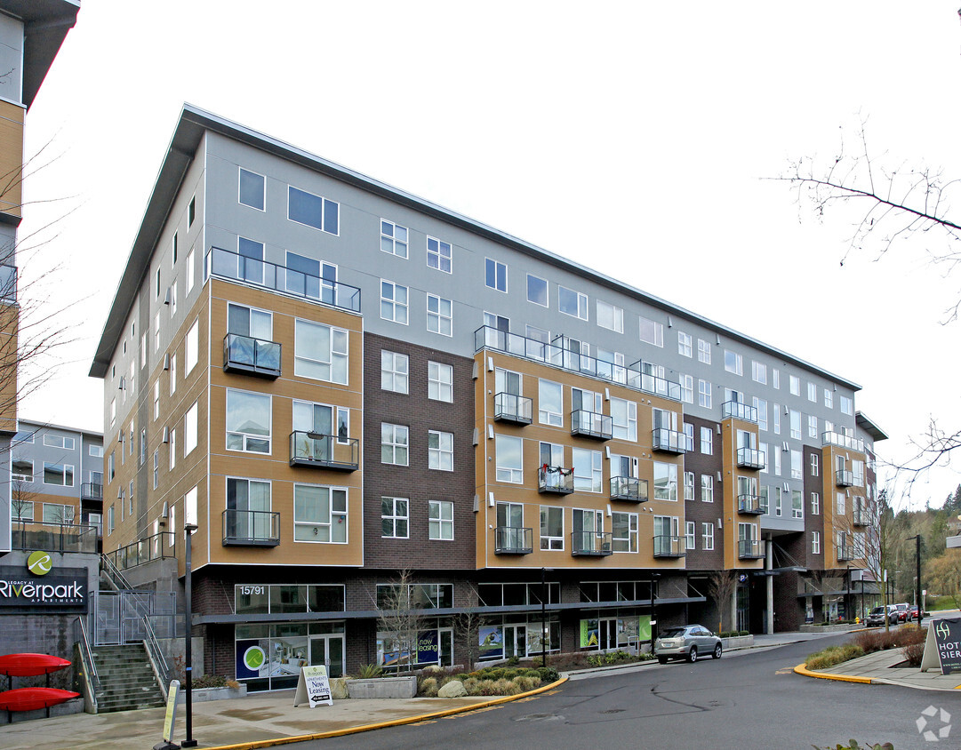 Primary Photo - Riverpark Apartments