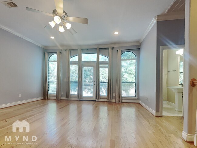 Foto del edificio - 1511 Paige St