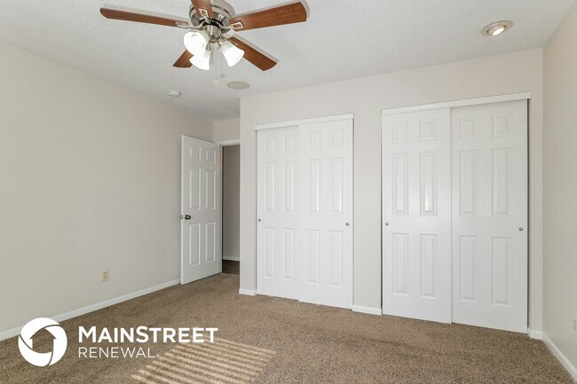 Building Photo - 1094 Eagle Nest Dr