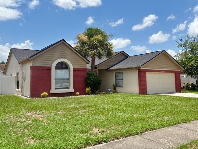 Building Photo - 2224 Fairmont Cir