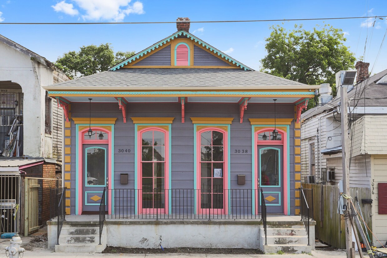 Primary Photo - 3040 Saint Claude Ave