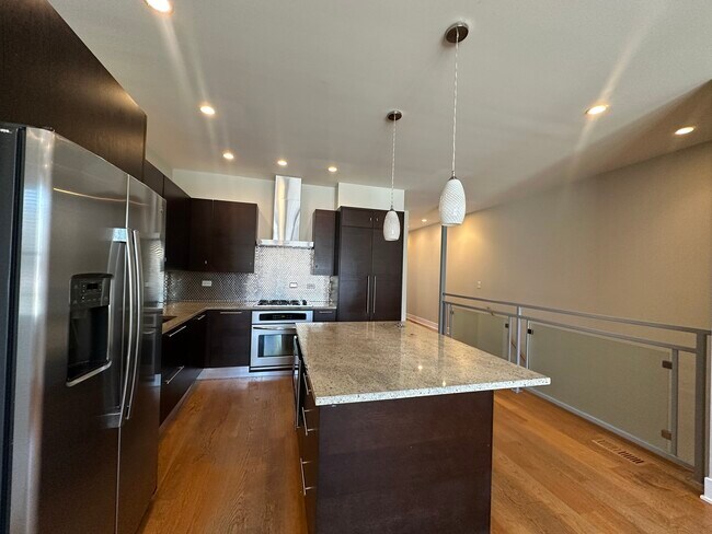 Foto del edificio - 1263 N Honore St
