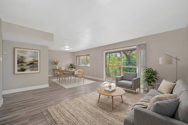 Building Photo - Rollingwood Condominium Rentals