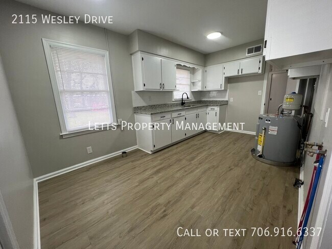 Foto del edificio - Adorable Renovated 3 Bedroom 2 Bath Home f...