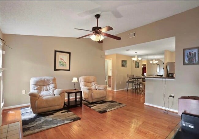 Photo - 642 Granville Ct Apartment