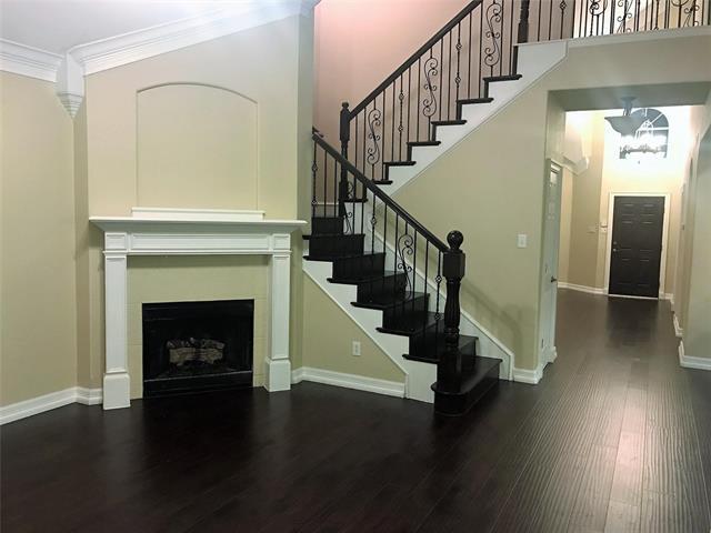 Building Photo - 9212 Regal Oaks Dr