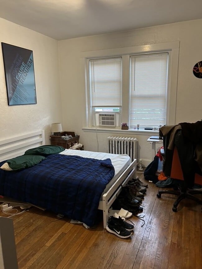 Building Photo - Avl NOW No Fee! Spacious 2BR near Coolidge...