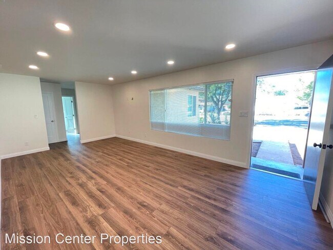Building Photo - 3 br, 2 bath House - 5215 Waring Rd