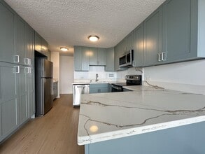 Building Photo - 4300 Waialae Ave