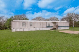 Building Photo - 1345 FM 405