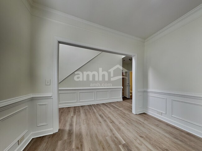 Foto del edificio - 456 Clearwater Dr