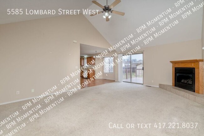 Building Photo - Comfortable 3Bed/2Bath Home