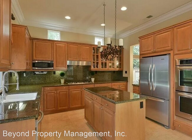 Building Photo - 5 br, 4 bath House - 10672 Gracewood Pl.