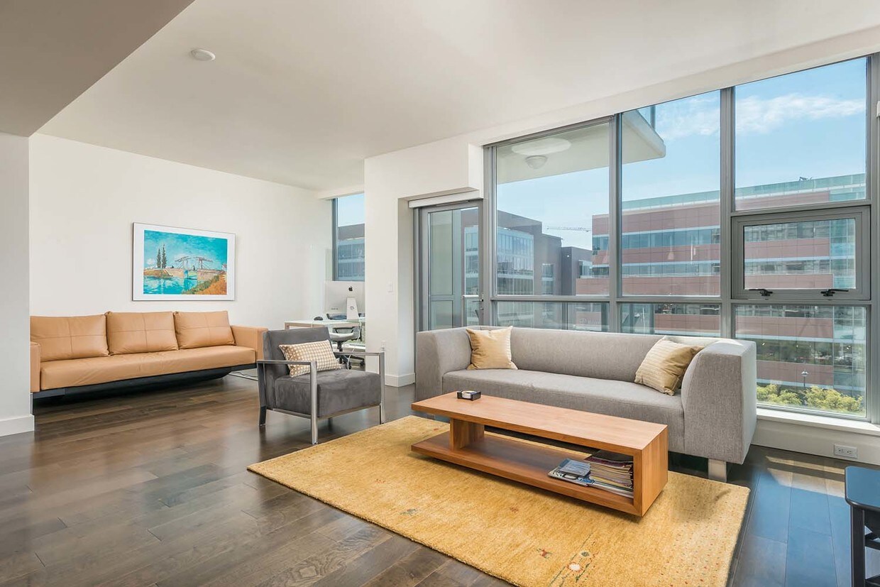 Primary Photo - Madrone Corner Condo with Terrace