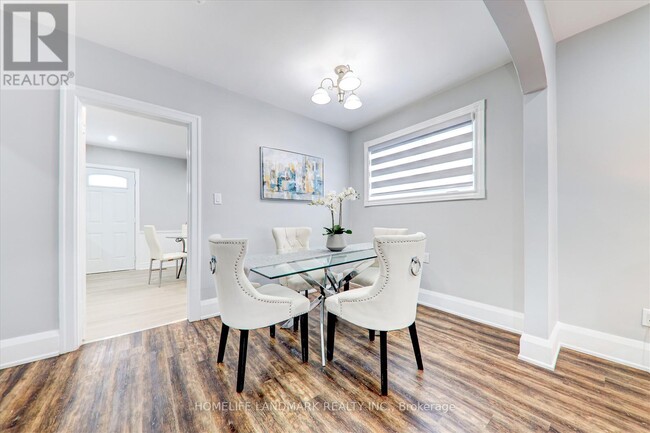 Photo du bâtiment - 270 Rupert Ave