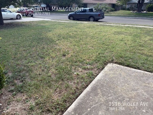 Foto del edificio - 1516 Violet Ave