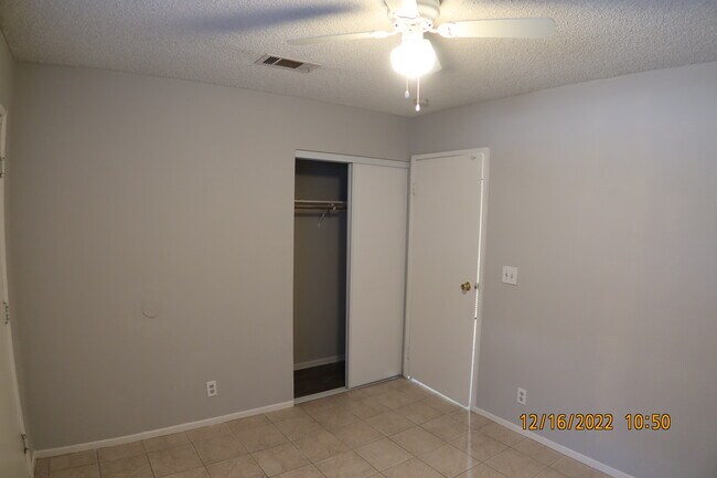 Building Photo - 1394 Bradhurst Ct