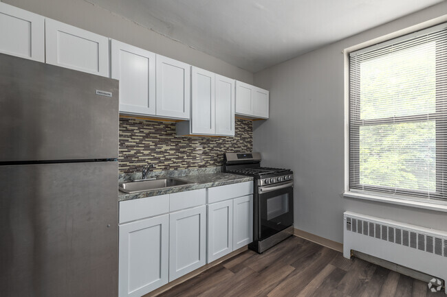 2BD, 1BA - 1000SF - Fairview Apartments