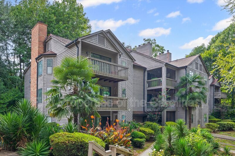 Foto principal - 4130 Charlotte Hwy