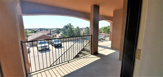 Foto del edificio - 3408 Blue Earth Ln