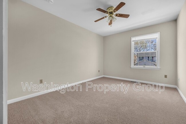 Photo - 5602 Grouper Ct House