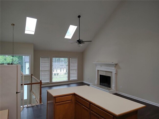 Building Photo - 9230 Melody Cir SW