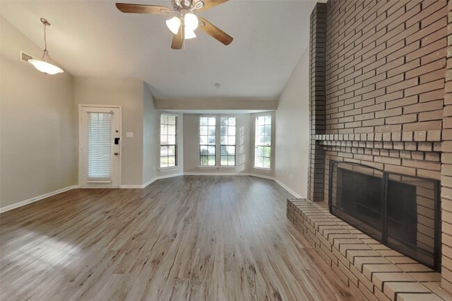 Building Photo - 8022 Pine Falls Dr