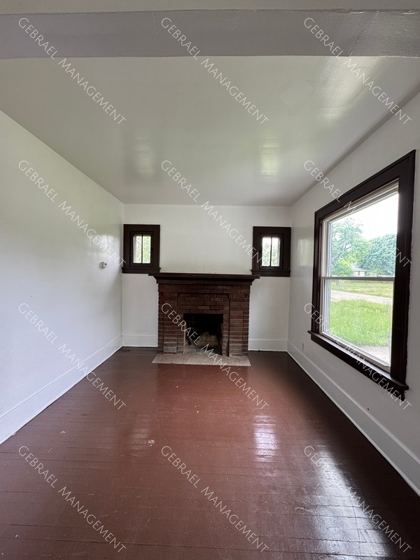 Building Photo - 2013 Begole St