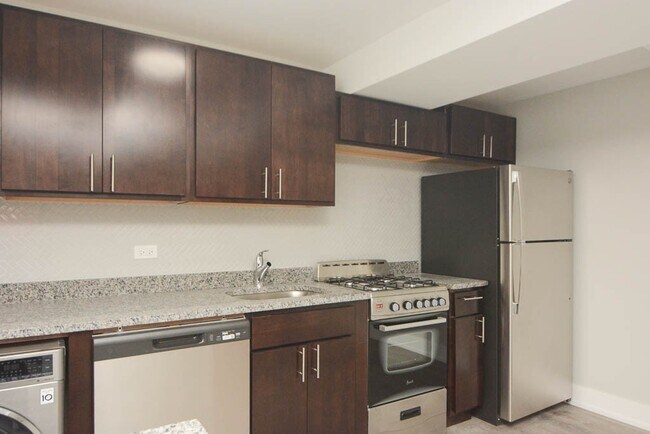 Foto del edificio - 434 W Belden Ave