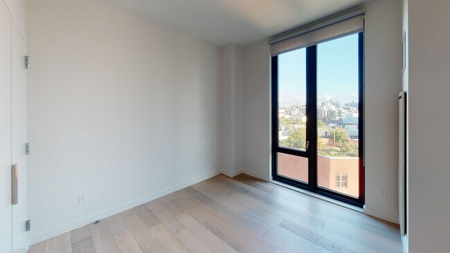 Building Photo - 500 Metropolitan Ave