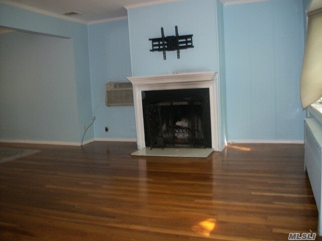 Building Photo - 32 Greenway Dr