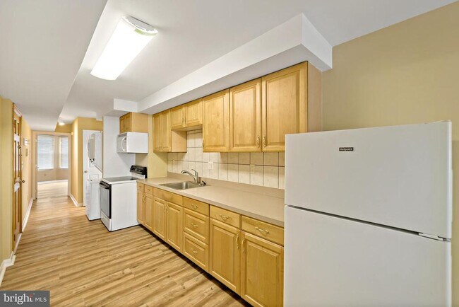 Foto del edificio - 2537 S Broad St