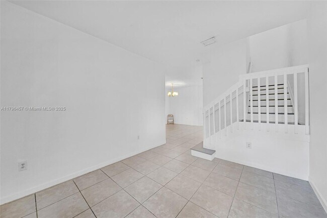 Foto del edificio - 948 NE 29th Terrace