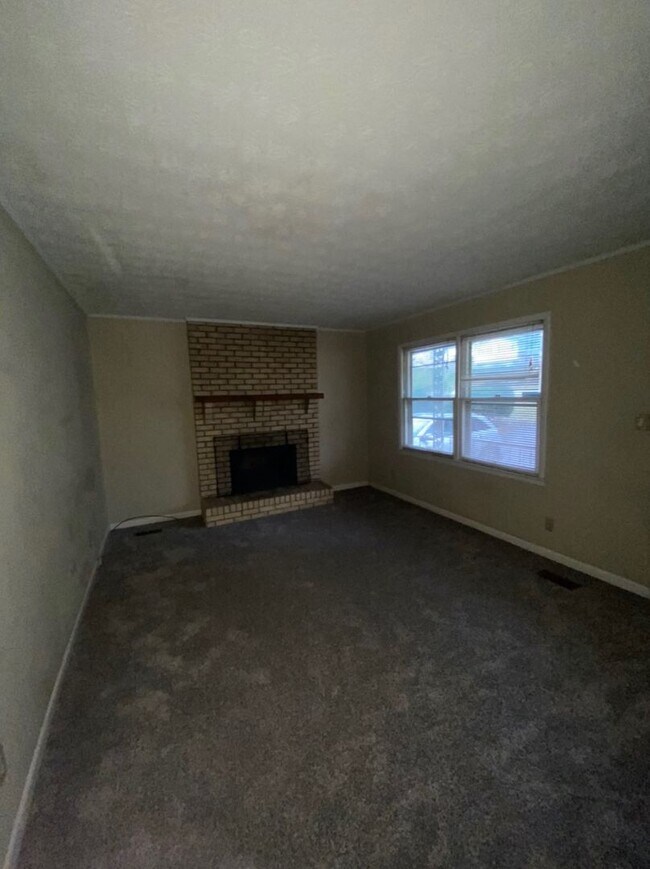 Foto del edificio - 1329 Montevallo Rd