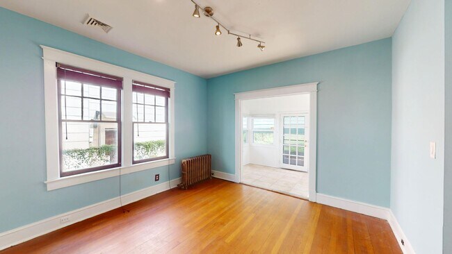 Foto del edificio - Brookland Three Bedroom House Available fo...