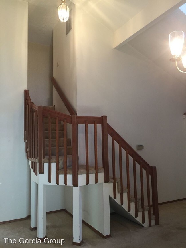 Building Photo - 14280 SW Fanno Creek Ct