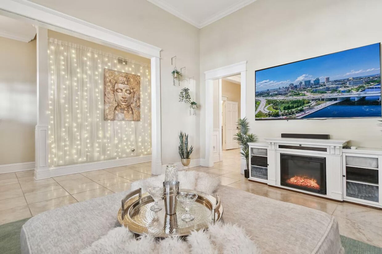 Foto principal - 509 S Willow Ave