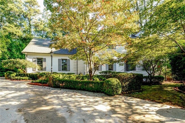 Foto del edificio - 325 Kelson Dr NW