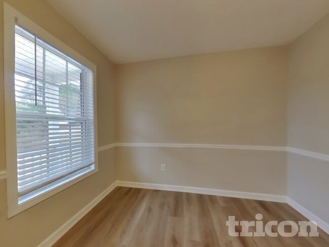 Foto del edificio - 1417 Stream Walk